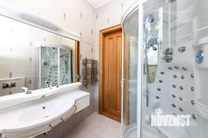 Коттедж 387м&sup2;, 3-этажный, участок 14 сот.  