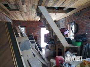 Дом 180м&sup2;, 3-этажный, участок 8 сот.  