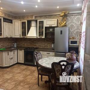 Коттедж 120м², 2-этажный, участок 10 сот.  