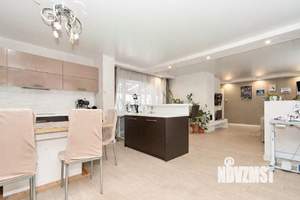 Дом 300м&sup2;, 2-этажный, участок 5 сот.  