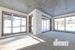 Дом 266м&sup2;, 2-этажный, участок 13 сот.  