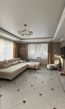 Дом 152м&sup2;, 2-этажный, участок 10 сот.  