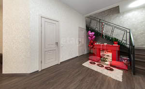 Дом 193м&sup2;, 2-этажный, участок 10 сот.  