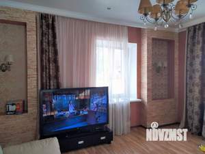 Коттедж 300м², 2-этажный, участок 15 сот.  