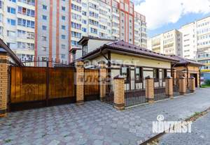 Дом 224м², 3-этажный, участок 6 сот.  