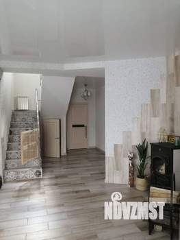 Дом 287м&sup2;, 3-этажный, участок 7 сот.  