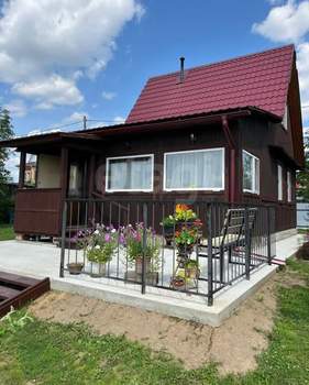 Дом 50м², 2-этажный, участок 15 сот.  