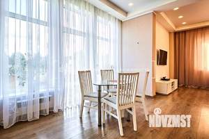 Дом 170м², 2-этажный, участок 10 сот.  