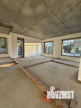 Дом 266м&sup2;, 2-этажный, участок 13 сот.  