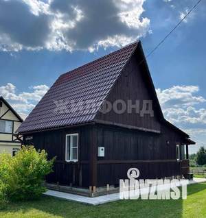 Дом 50м&sup2;, 2-этажный, участок 15 сот.  