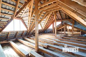 Дом 324м&sup2;, 3-этажный, участок 18 сот.  