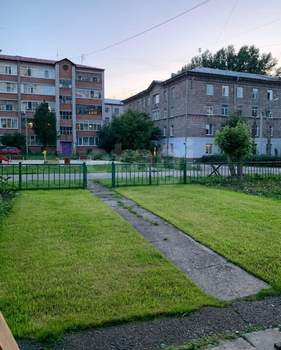 Дом 50м&sup2;, 2-этажный, участок 3 сот.  