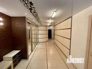 Таунхаус 340м², 3-этажный, участок 5 сот.  