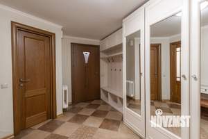 Таунхаус 188м&sup2;, 3-этажный, участок 1 сот.  