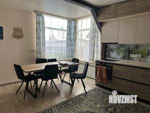 Дом 174м&sup2;, 2-этажный, участок 10 сот.  