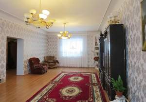 Дом 227м&sup2;, 2-этажный, участок 11 сот.  