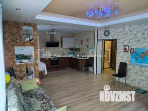 Дом 144м², 2-этажный, участок 15 сот.  