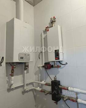 Дом 198м&sup2;, 2-этажный, участок 11 сот.  