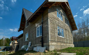 Дом 195м², 2-этажный, участок 8 сот.  