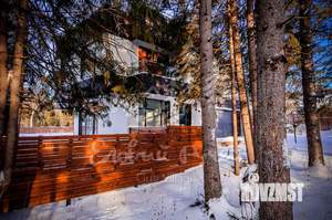 Дом 270м², 2-этажный, участок 15 сот.  