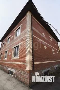 Дом 484м², 2-этажный, участок 4 сот.  