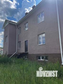 Коттедж 225м², 3-этажный, участок 19 сот.  