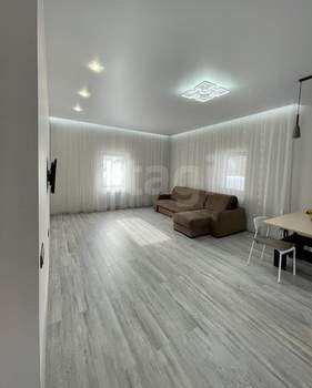 Дом 330м², 3-этажный, участок 14 сот.  