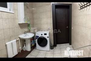 Дом 100м&sup2;, 1-этажный, участок 8 сот.  