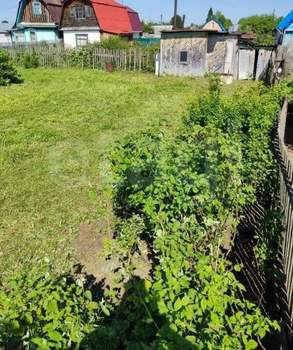 Дом 20м&sup2;, 2-этажный, участок 4 сот.  