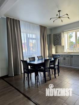 Дом 260м&sup2;, 2-этажный, участок 10 сот.  