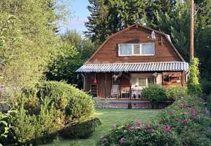 Дом 82м&sup2;, 2-этажный, участок 9 сот.  