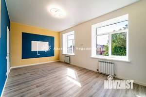 Дом 217м², 2-этажный, участок 10 сот.  