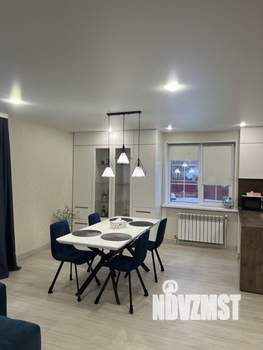 Коттедж 189м&sup2;, 2-этажный, участок 6 сот.  