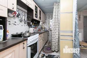Дом 30м², 2-этажный, участок 10 сот.  