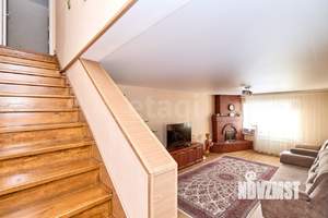 Дом 274м&sup2;, 2-этажный, участок 10 сот.  