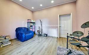 Дом 170м², 2-этажный, участок 10 сот.  