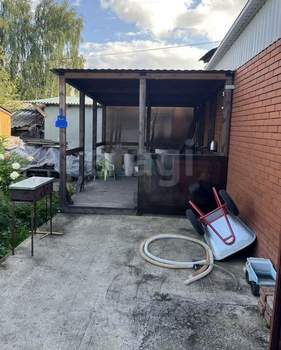 Дом 170м&sup2;, 3-этажный, участок 6 сот.  