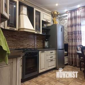 Коттедж 120м², 2-этажный, участок 10 сот.  