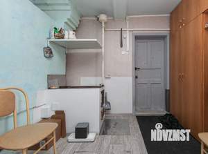 Дом 30м², 2-этажный, участок 10 сот.  
