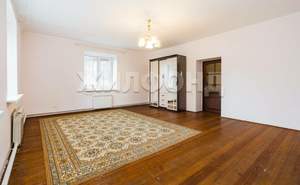 Дом 370м&sup2;, 2-этажный, участок 9 сот.  