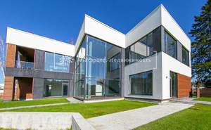 Дом 639м², 2-этажный, участок 52 сот.  