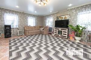 Дом 144м&sup2;, 2-этажный, участок 8 сот.  