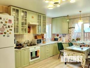 Дом 281м&sup2;, 2-этажный, участок 6 сот.  