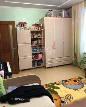 Дом 185м², 2-этажный, участок 1 сот.  