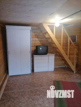 Дом 60м&sup2;, 2-этажный, участок 4 сот.  