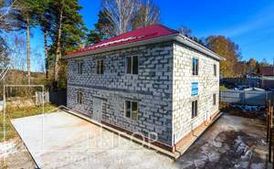 Дом 320м², 2-этажный, участок 9 сот.  