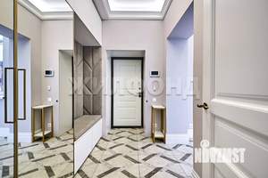 Дом 313м&sup2;, 2-этажный, участок 13 сот.  