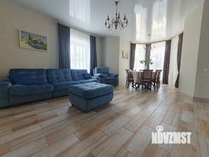 Дом 287м&sup2;, 3-этажный, участок 7 сот.  