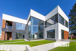 Дом 639м², 2-этажный, участок 52 сот.  