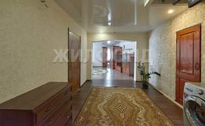 Дом 260м&sup2;, 2-этажный, участок 10 сот.  